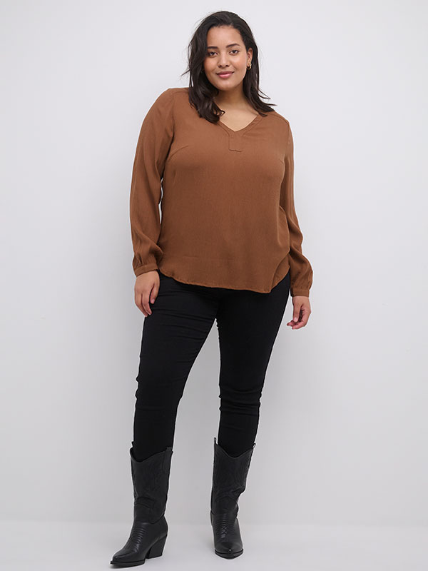 Blus fra Kaffe Curve