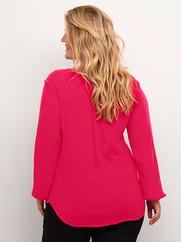 Blus fra Kaffe Curve