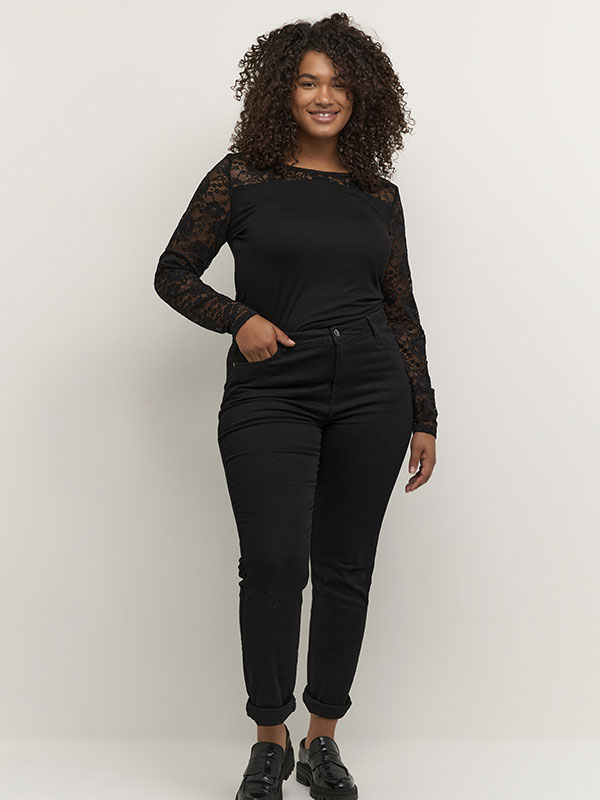 Blus fra Kaffe Curve
