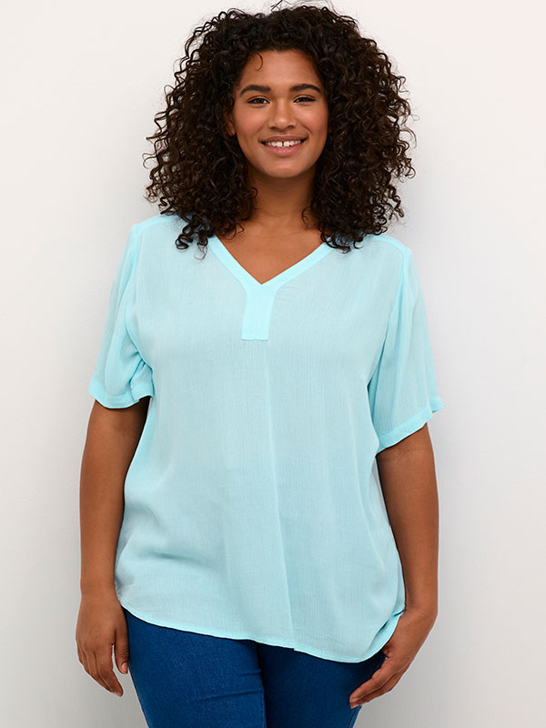 Blus fra Kaffe Curve