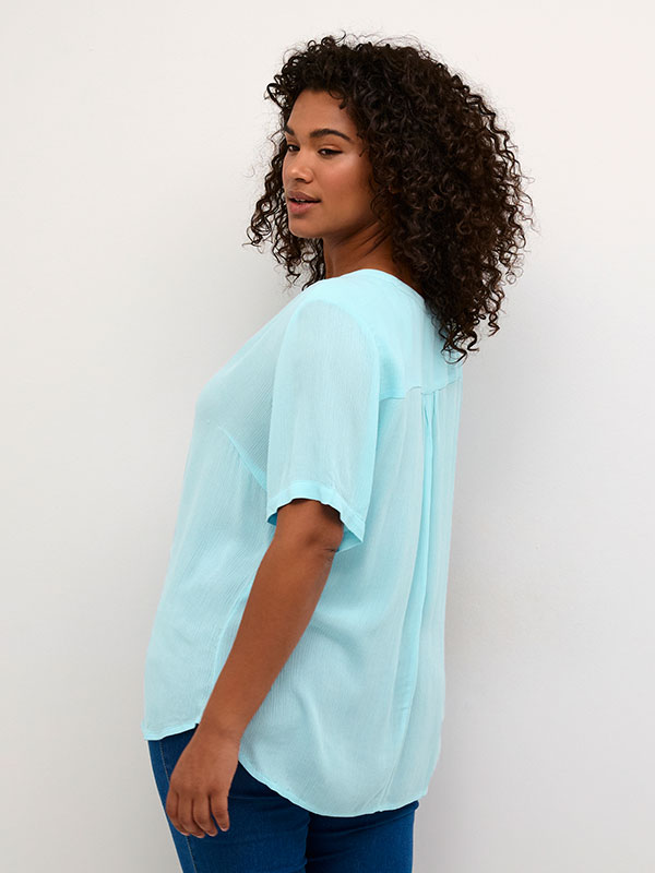 Blus fra Kaffe Curve