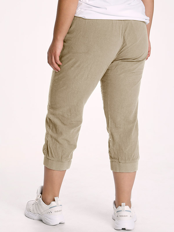 NANA  - Plus Size Byxor fra Kaffe Curve
