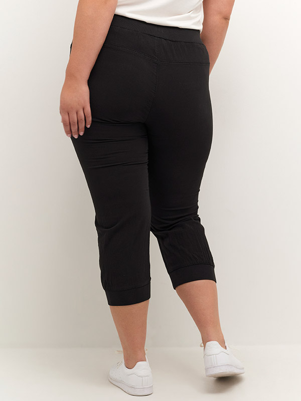 NANA  - Plus Size Byxor fra Kaffe Curve