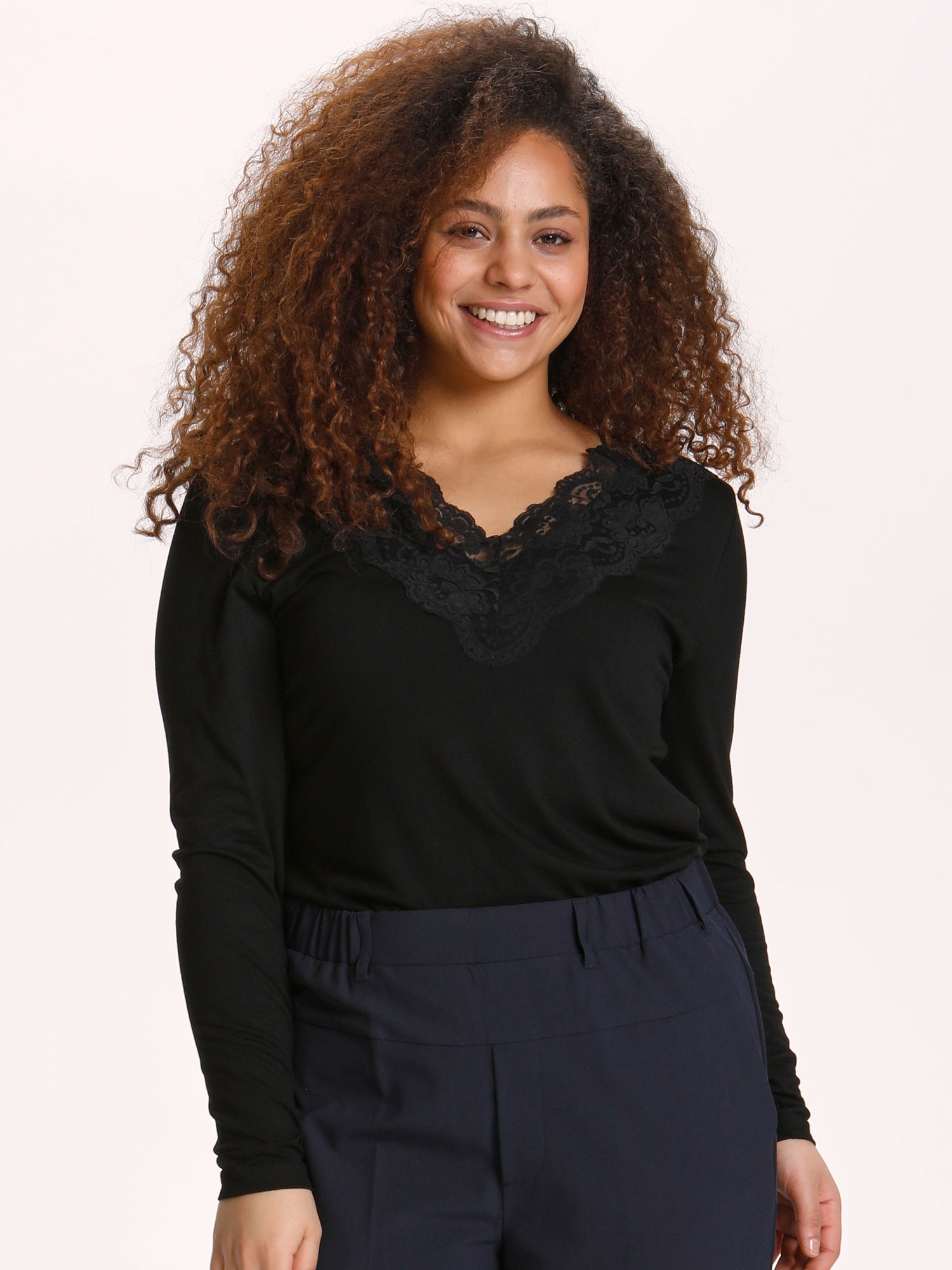 Blus fra Kaffe Curve