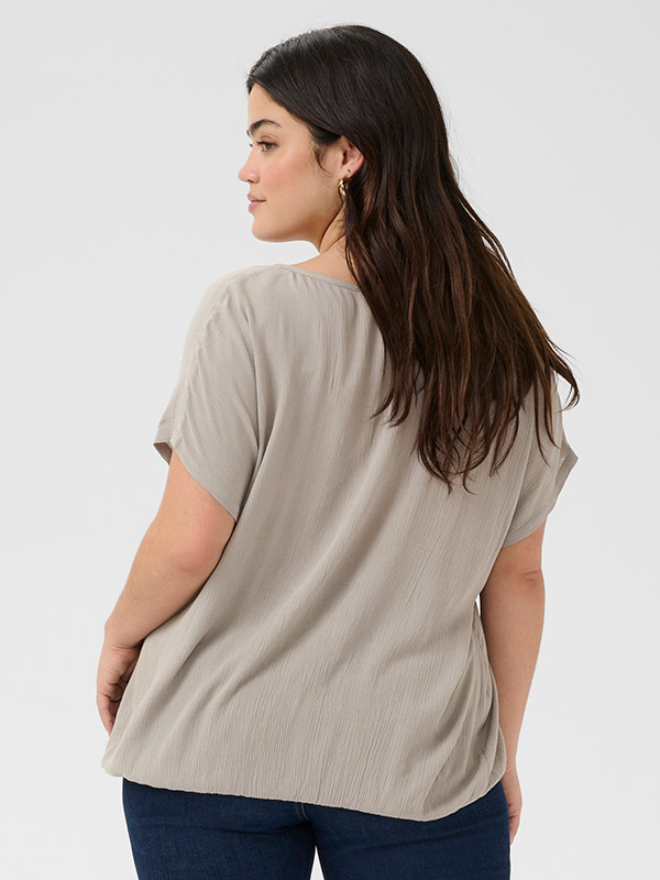 Blus fra Kaffe Curve