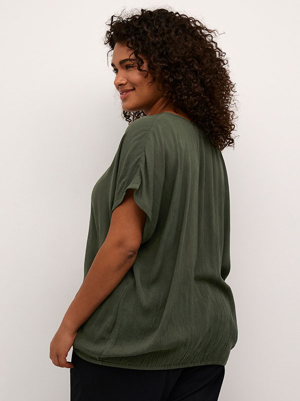 Blus fra Kaffe Curve