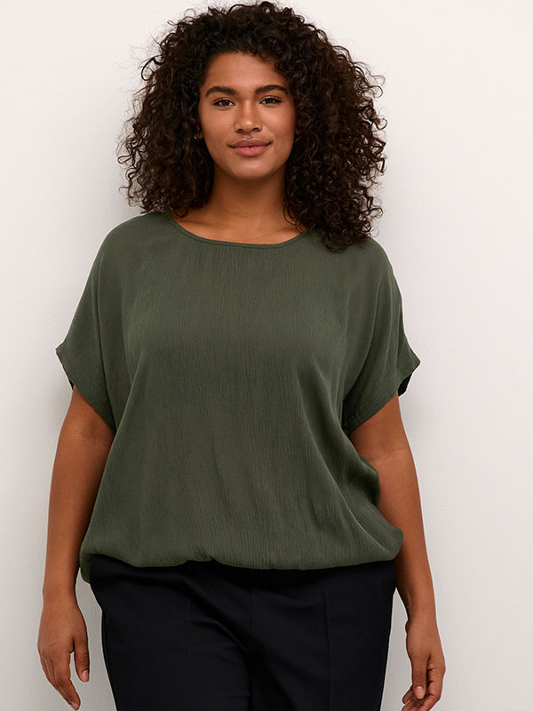 Blus fra Kaffe Curve