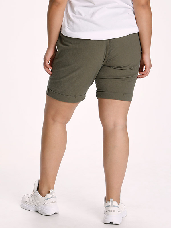 NANA  - Plus Size Shorts fra Kaffe Curve
