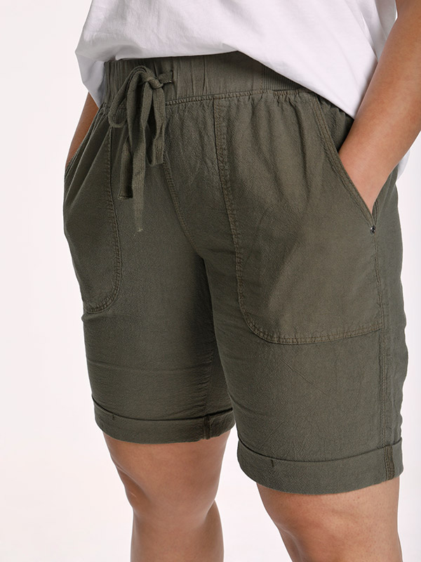 NANA  - Plus Size Shorts fra Kaffe Curve