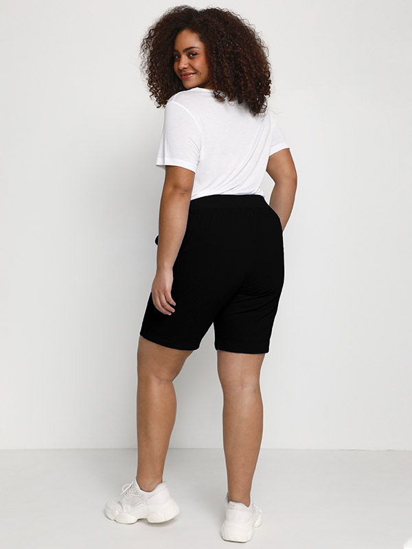 NANA  - Plus Size Shorts fra Kaffe Curve