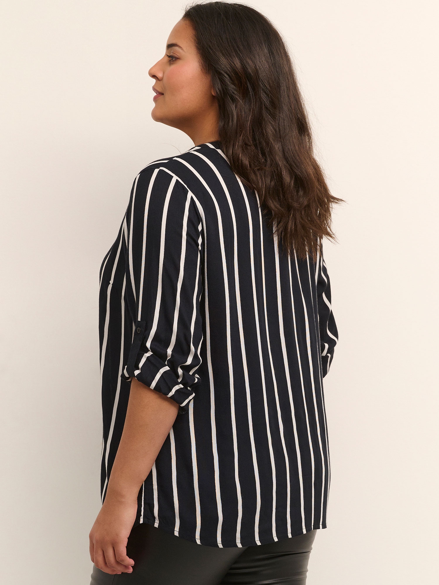 Blus fra Kaffe Curve