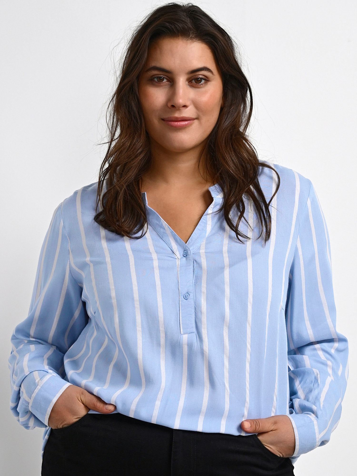 Blus fra Kaffe Curve
