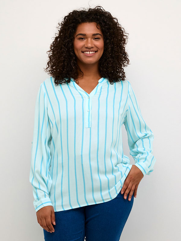 Blus fra Kaffe Curve
