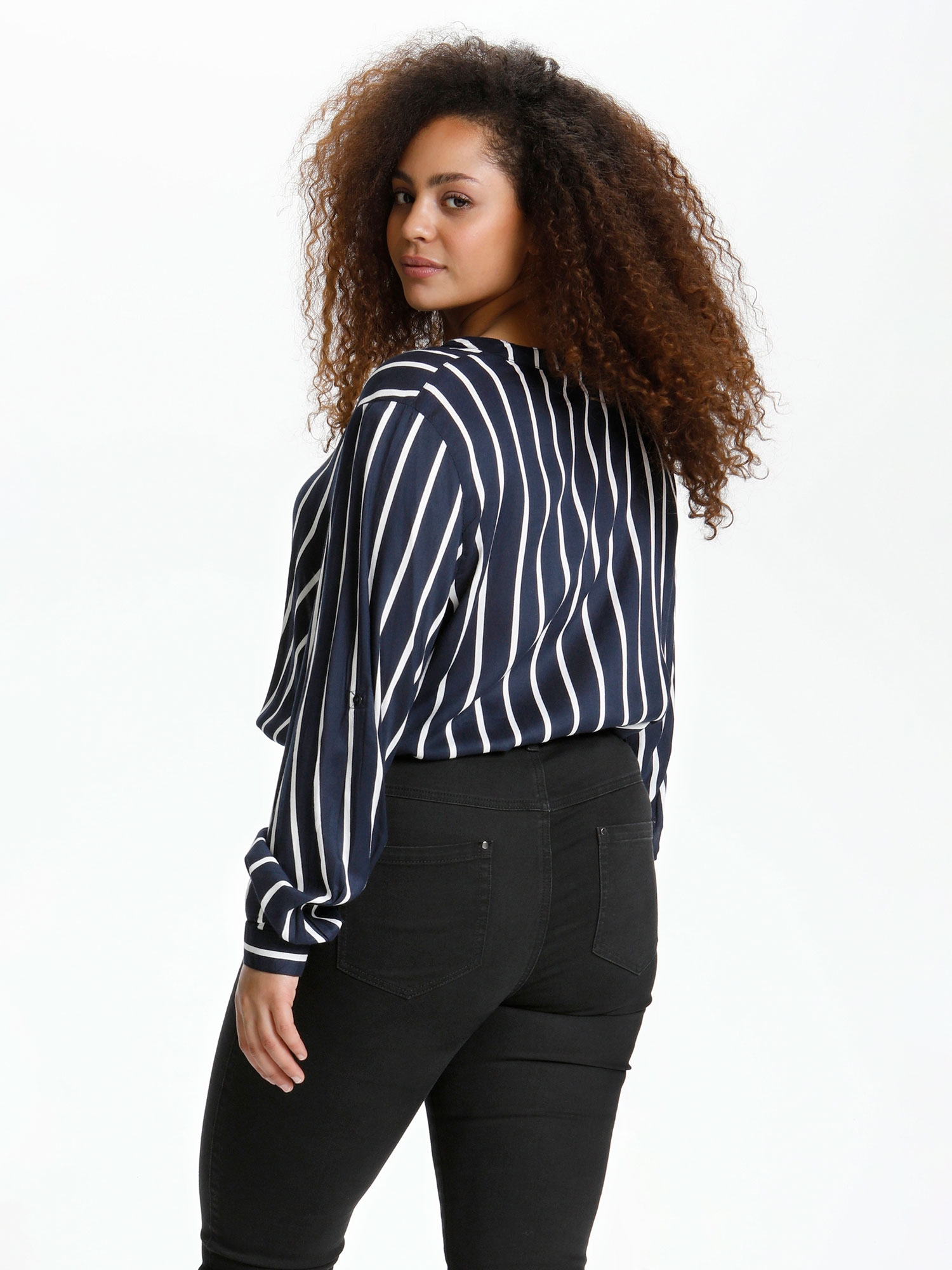 Blus fra Kaffe Curve