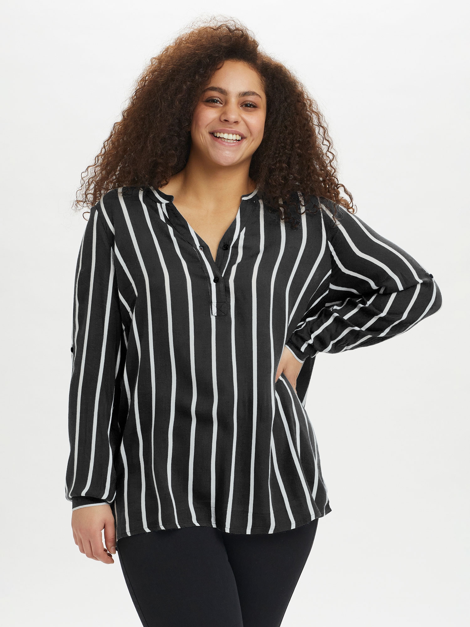 Blus fra Kaffe Curve
