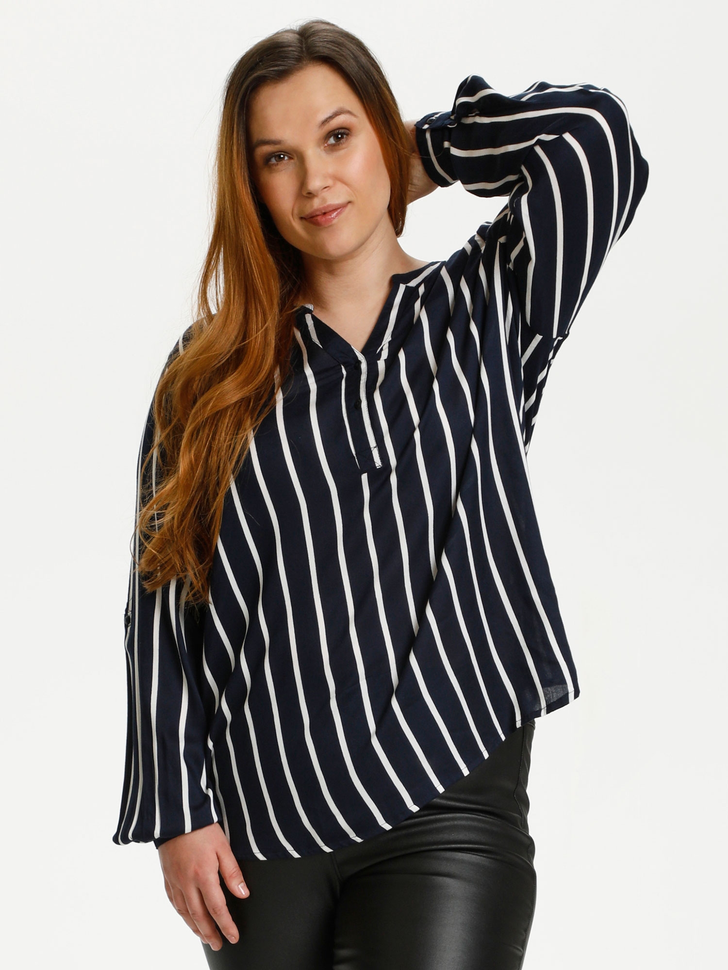 Blus fra Kaffe Curve
