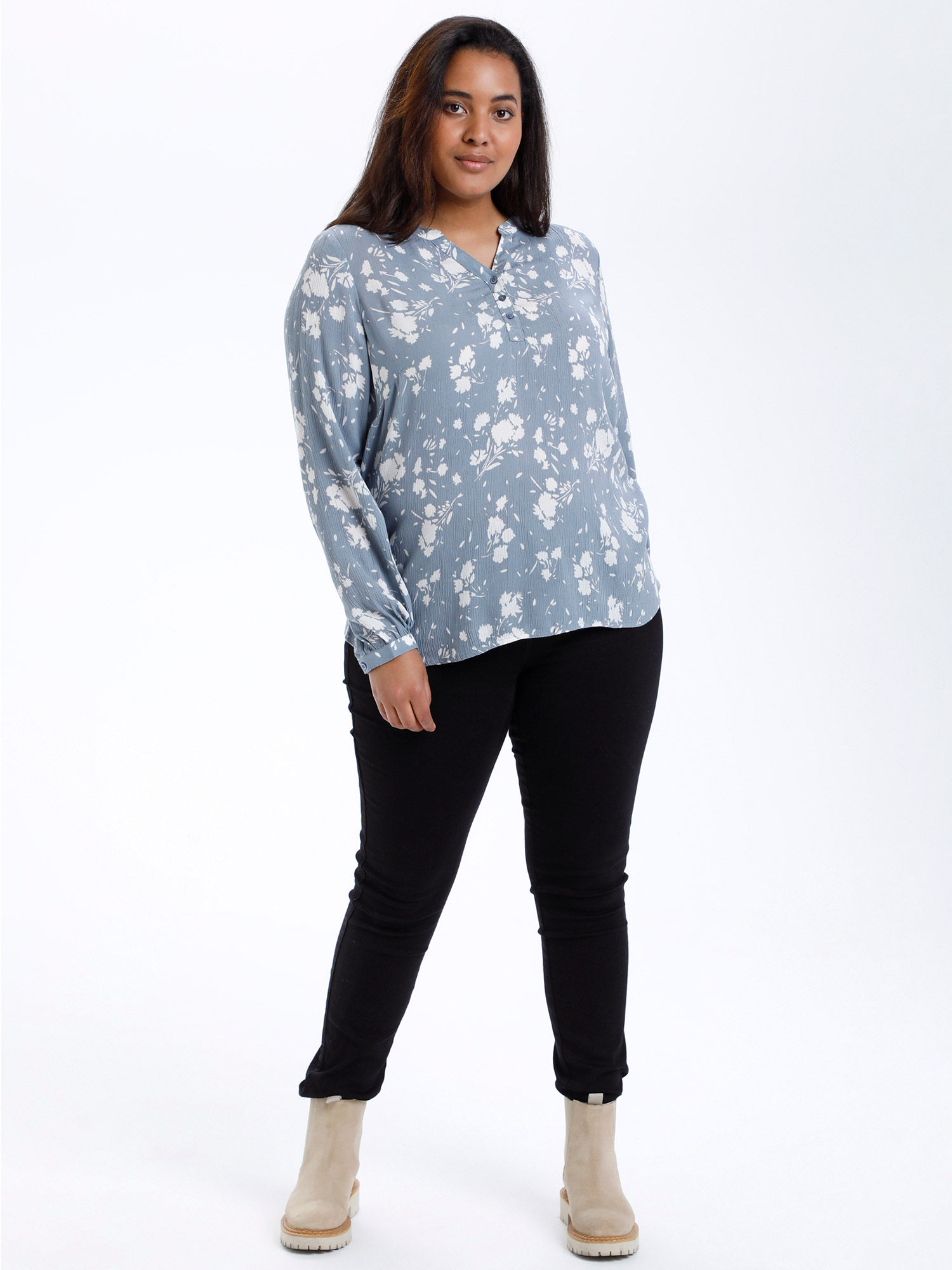 Blus fra Kaffe Curve