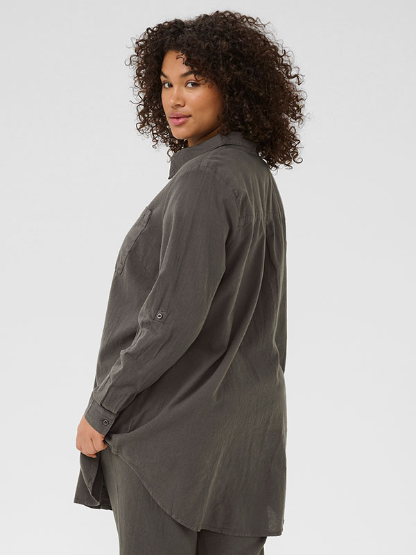 KCNANA - Plus Size Skjorta fra Kaffe Curve