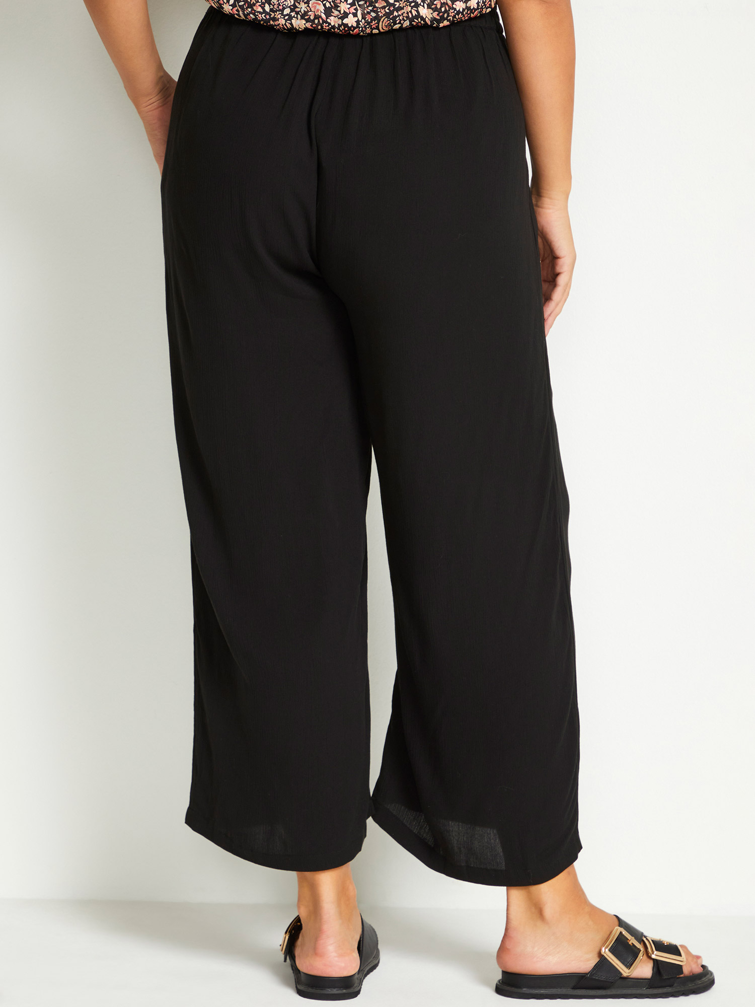 AMI - Plus Size Byxor fra Kaffe Curve