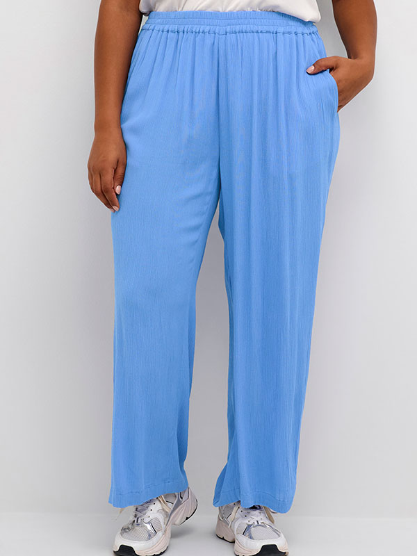AMI - Plus Size Byxor fra Kaffe Curve