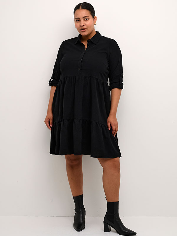 NANA  - Plus Size Klänning fra Kaffe Curve