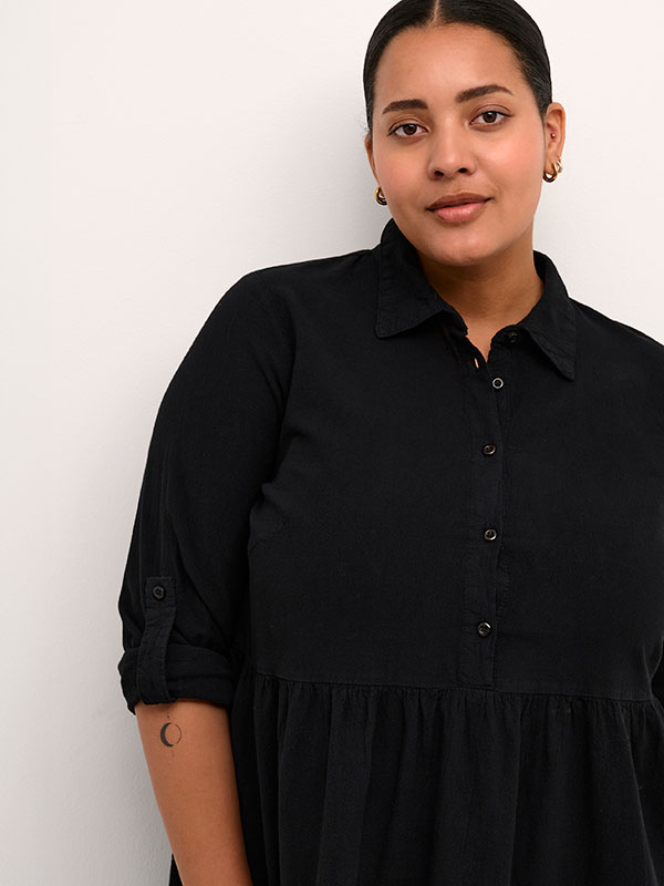 NANA  - Plus Size Klänning fra Kaffe Curve