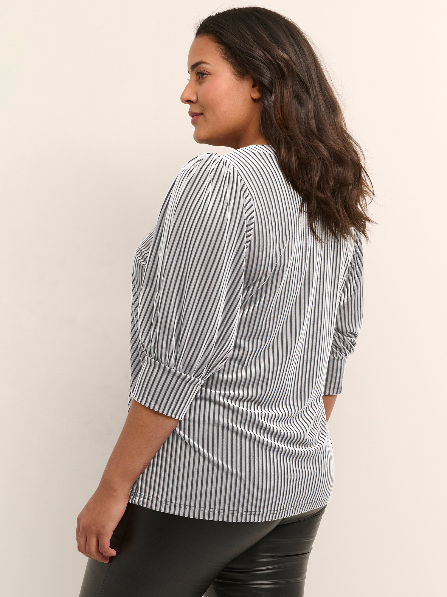 CACANNA  - Plus Size Blus fra Kaffe Curve