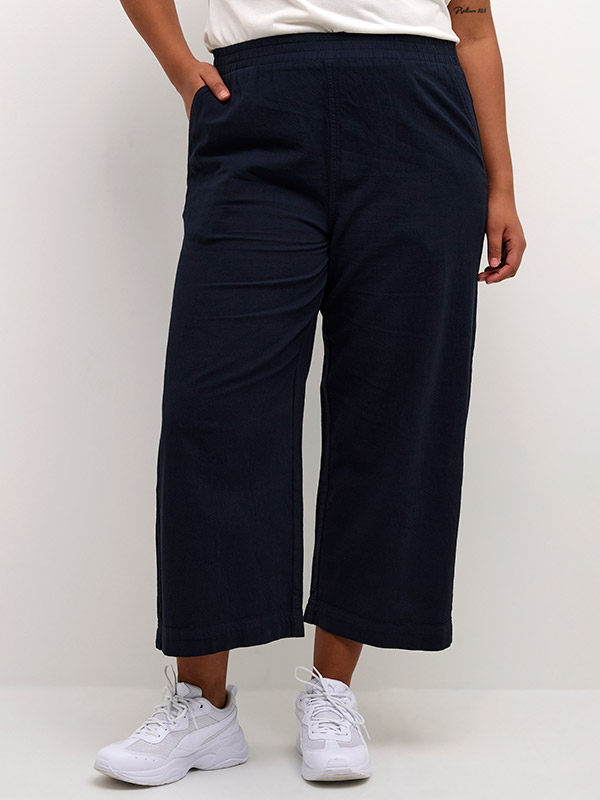 NANA  - Plus Size Byxor fra Kaffe Curve
