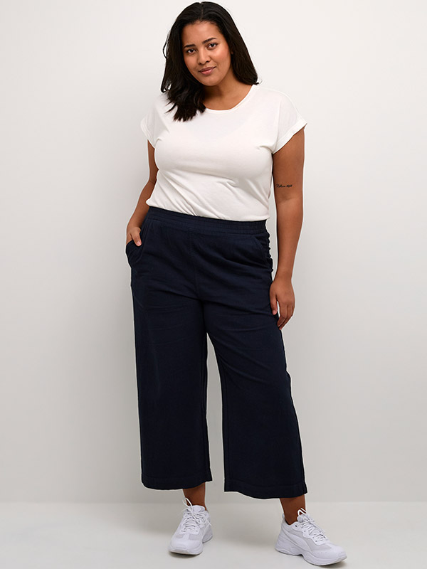 NANA  - Plus Size Byxor fra Kaffe Curve