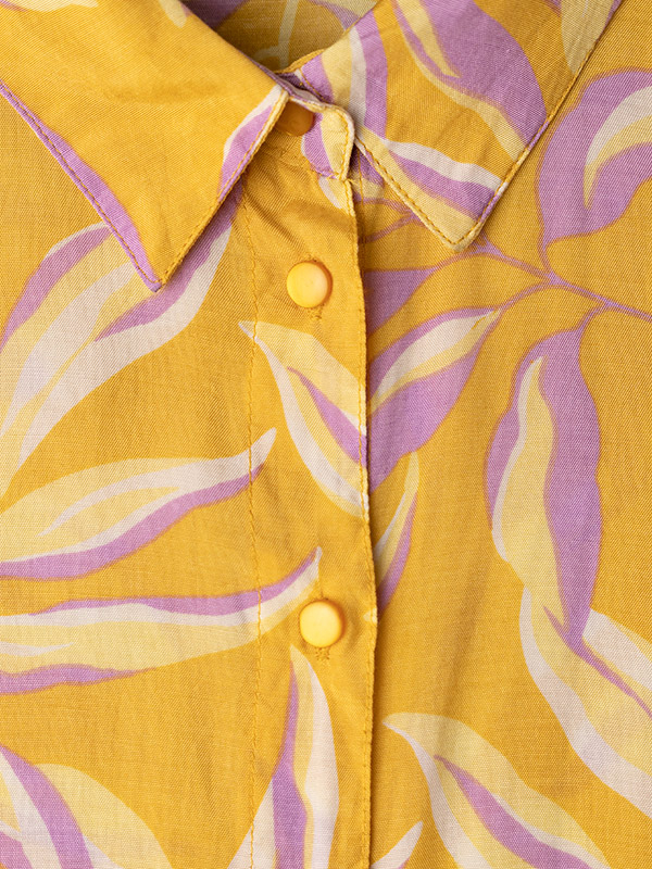 OLINE - Gul skjortklänning med knytband fra Kaffe Curve
