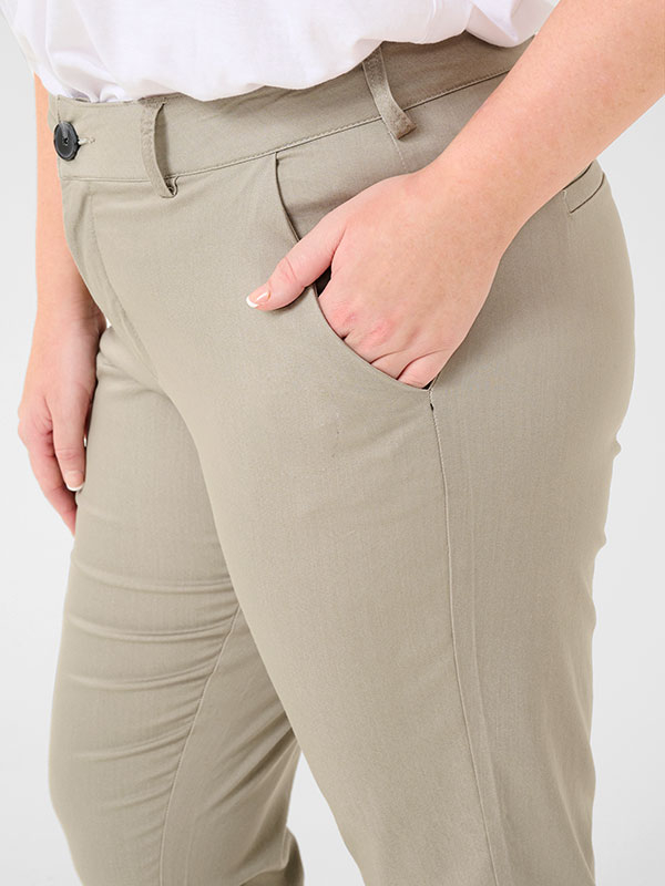 KCLEANA - Plus Size Byxor fra Kaffe Curve