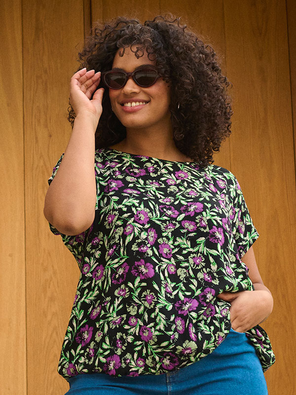 Blus fra Kaffe Curve