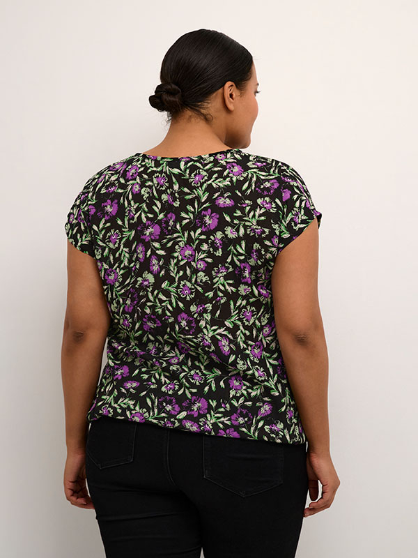 Blus fra Kaffe Curve