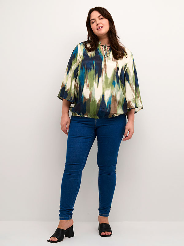 Blus fra Kaffe Curve