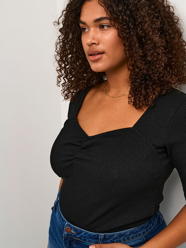 Blus fra Kaffe Curve