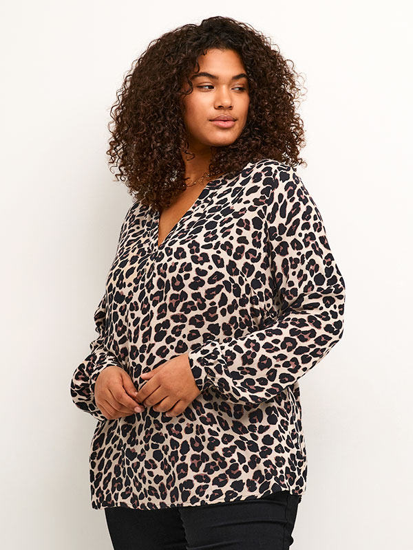 Blus fra Kaffe Curve