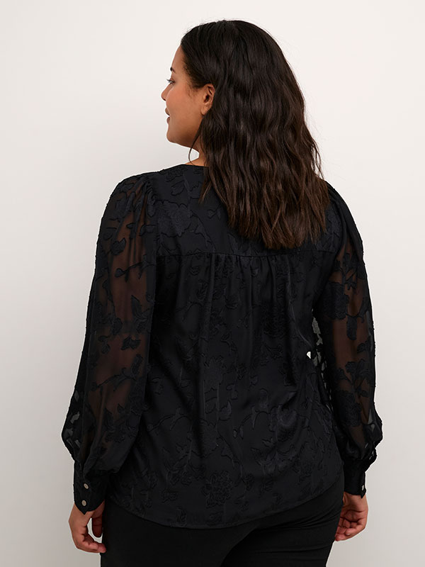 Blus fra Kaffe Curve