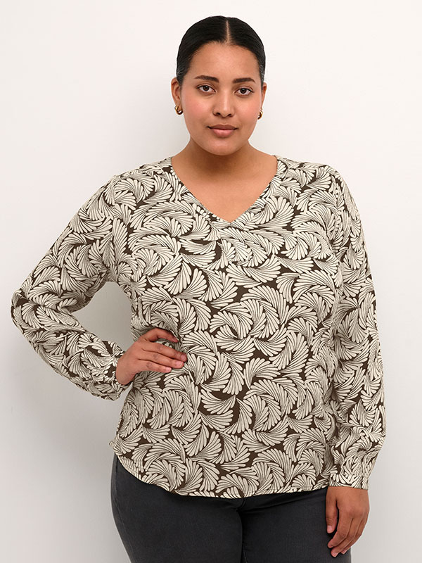 Blus fra Kaffe Curve