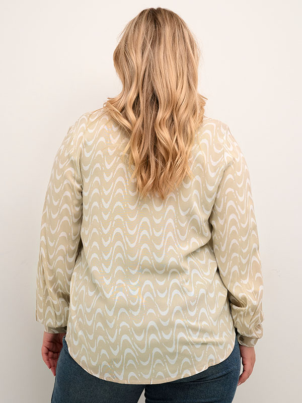 Blus fra Kaffe Curve