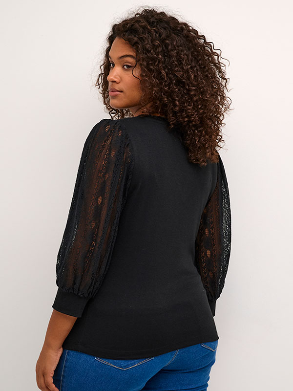 Blus fra Kaffe Curve