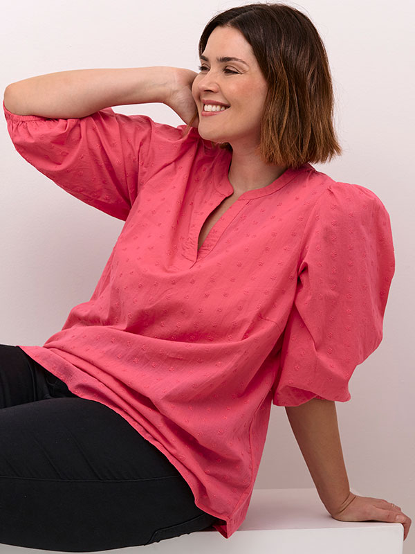 Blus fra Kaffe Curve