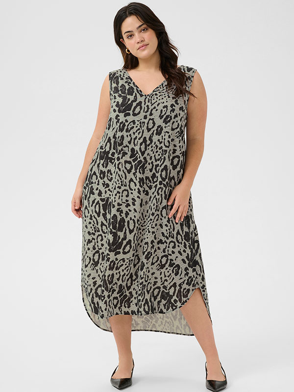 KCMILLE - Plus Size Klänning fra Kaffe Curve