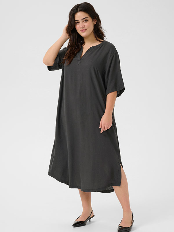 KCMILLE - Plus Size Klänning fra Kaffe Curve