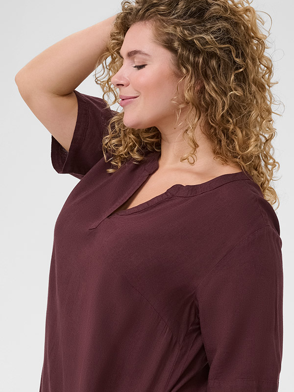 KCMILLE - Plus Size Klänning fra Kaffe Curve