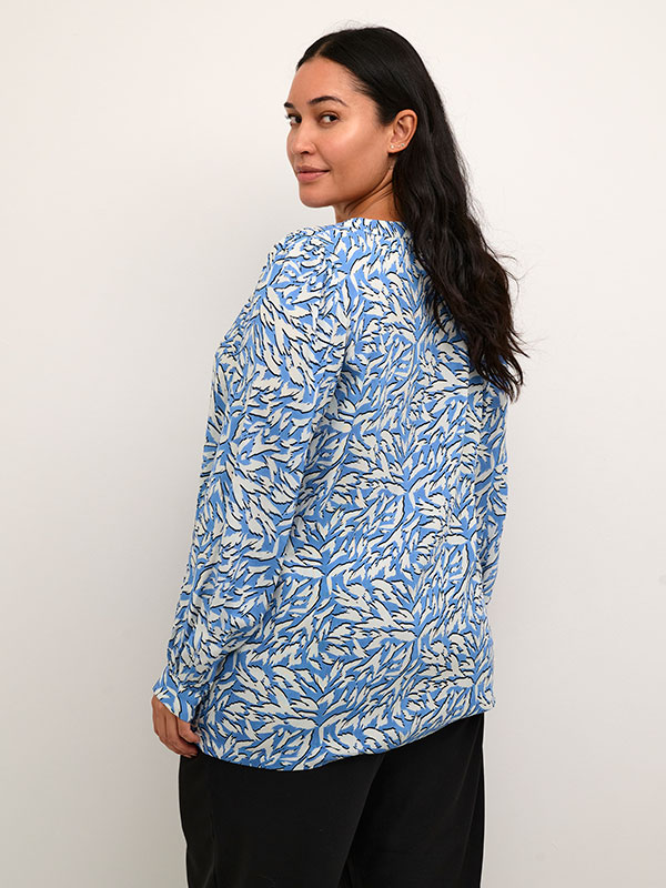 Blus fra Kaffe Curve