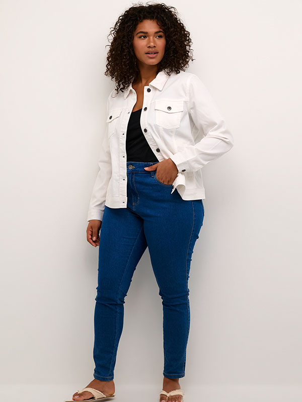 ZENA - Plus Size Jacka fra Kaffe Curve