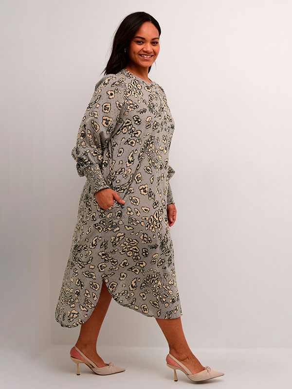 KCLIANA - Plus Size Klänning fra Kaffe Curve