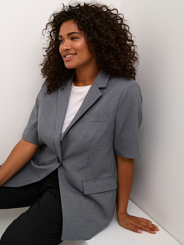KCIDA - Plus Size Kavaj fra Kaffe Curve