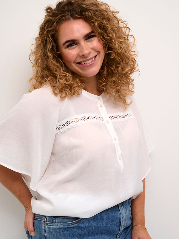 KCTILLA - Plus Size Blus fra Kaffe Curve