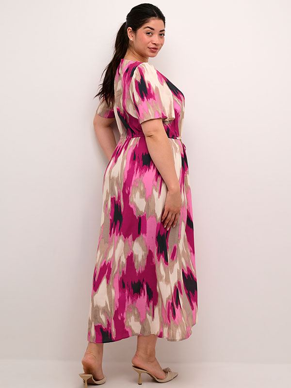 KCALONA - Plus Size Klänning fra Kaffe Curve
